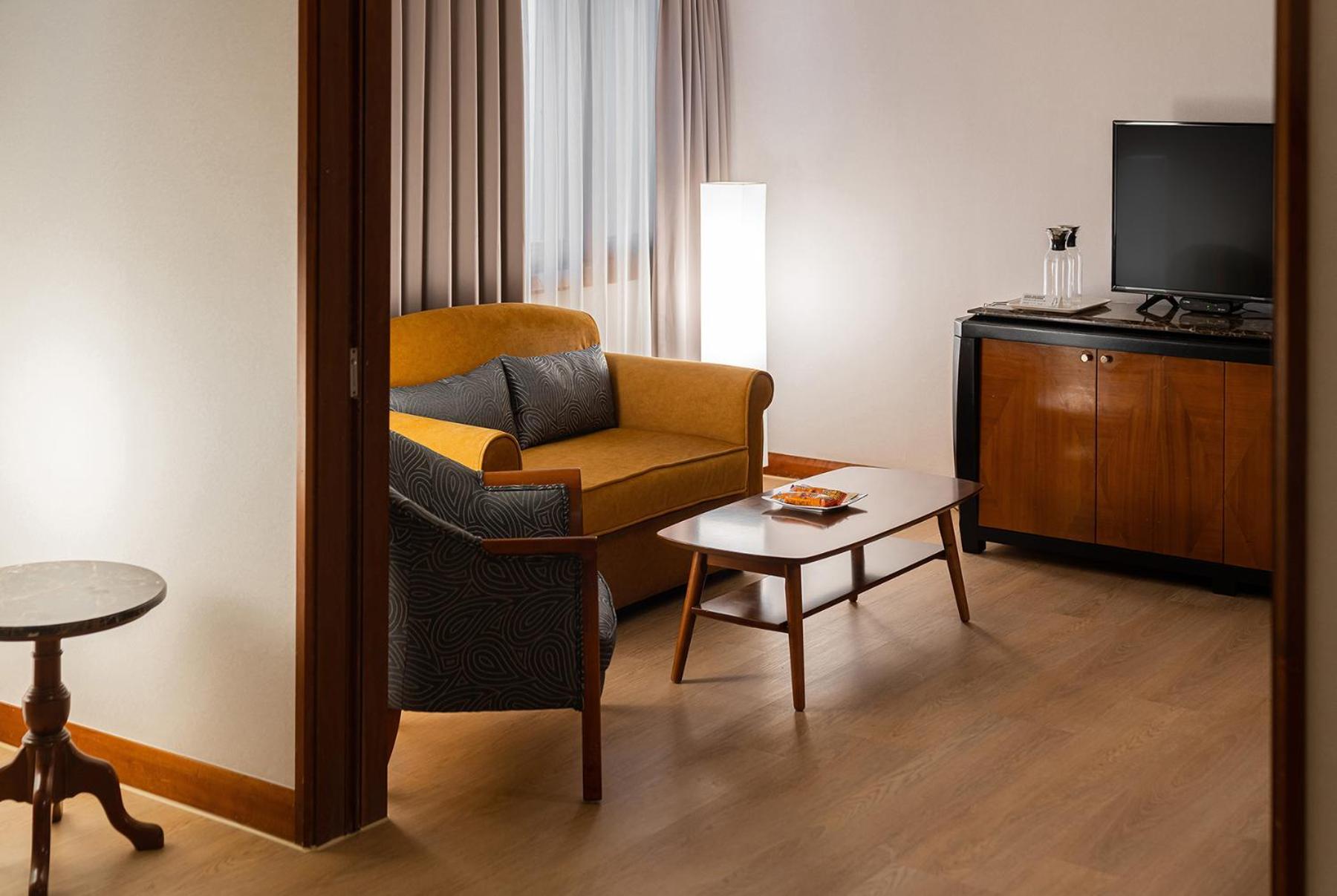 Hotel National Taichung Exterior foto