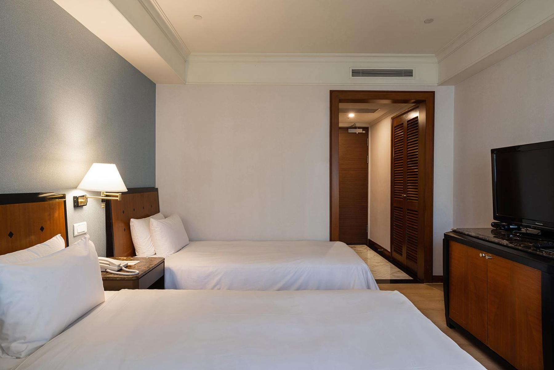 Hotel National Taichung Exterior foto